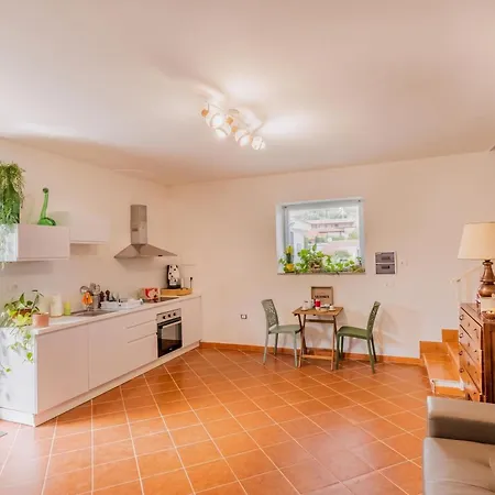 Tatil Evi Casa Floris 3 En-suite Doubles - Happy Agropoli