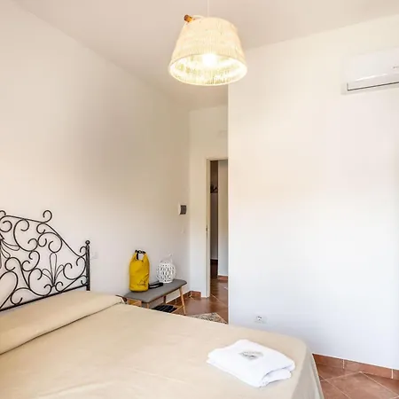 بيت للعطل Casa Floris 3 En-suite Doubles - Happy أغروبولي