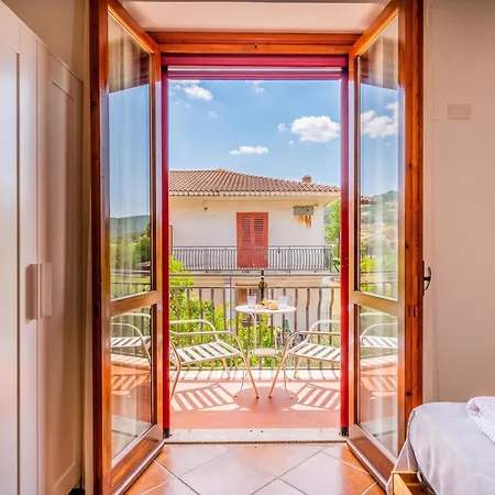 Casa Floris 3 En-suite Doubles - Happy Casa vacanze Agropoli