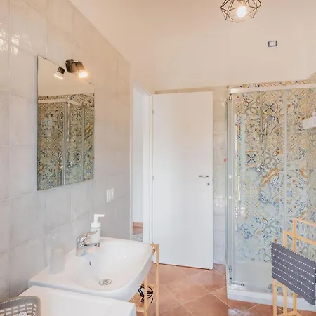 Casa Floris 3 En-suite Doubles - Happy